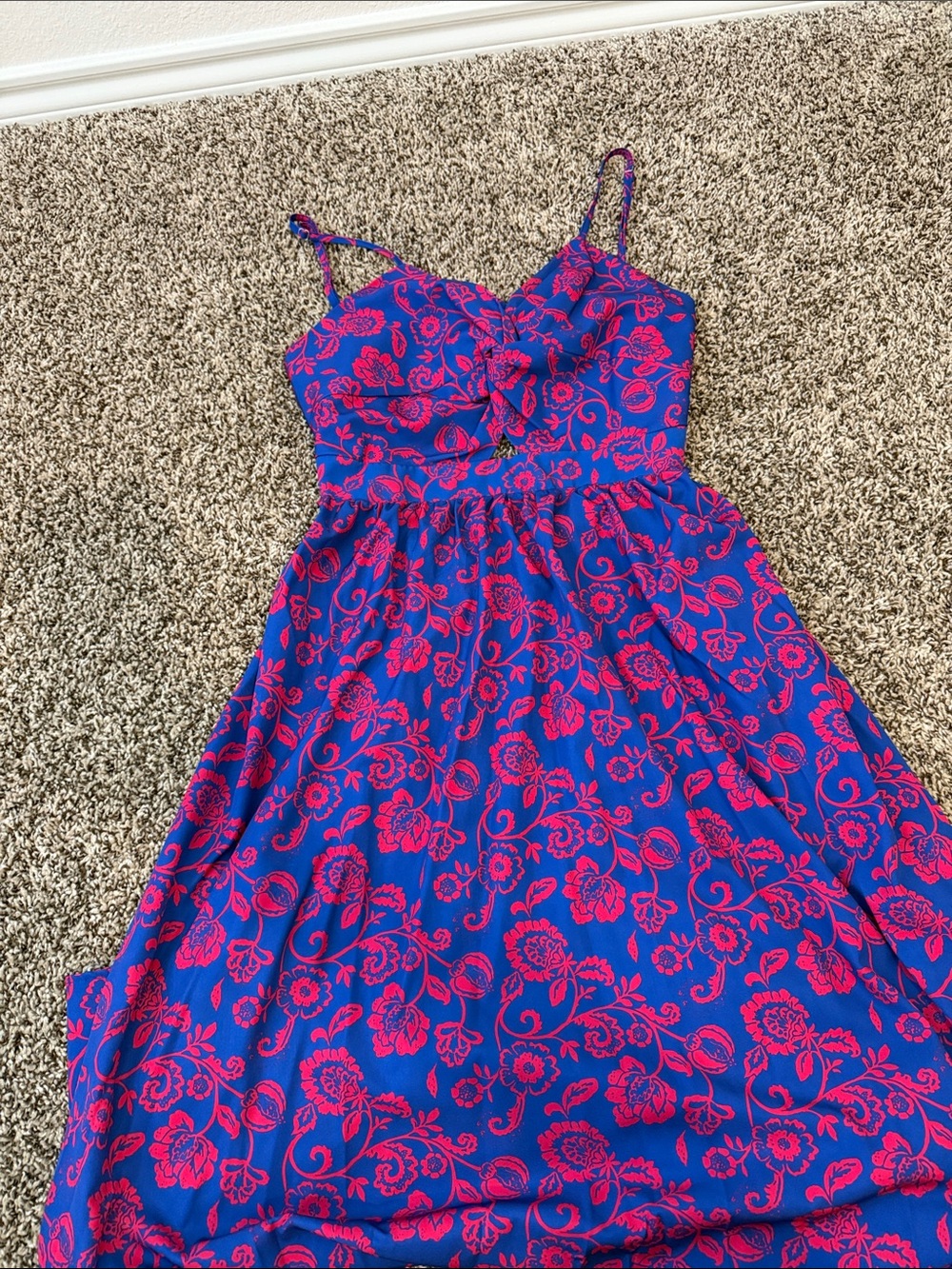 Floral Print Knotted V Neck Maxi Dress